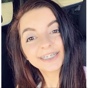 Meet your Posher, Kaitlyn